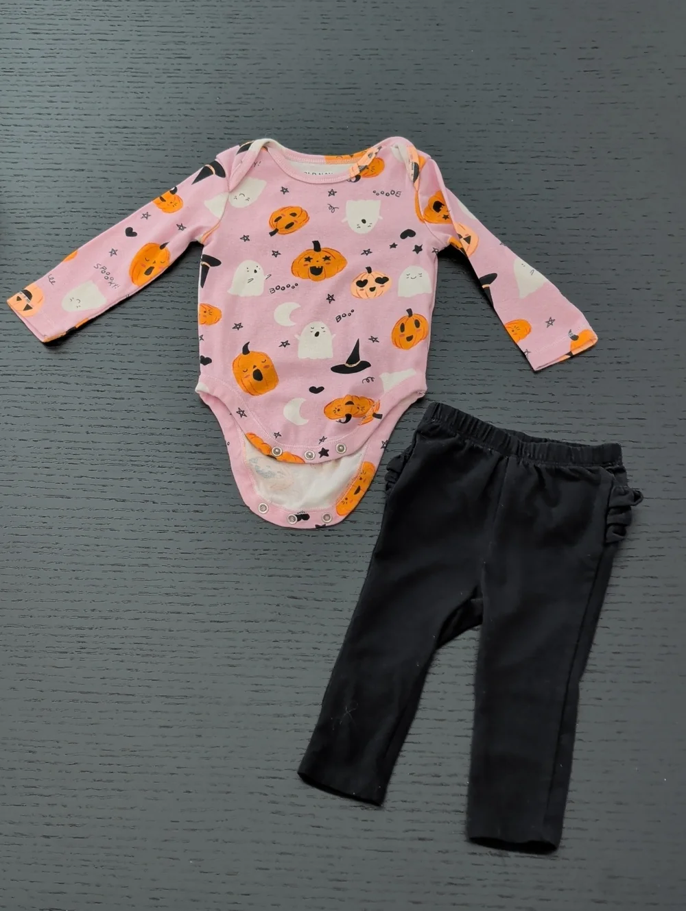2 Piece Old Navy Halloween Onesie & Black Ruffle Butt Pants Girl 6 - 12 Months